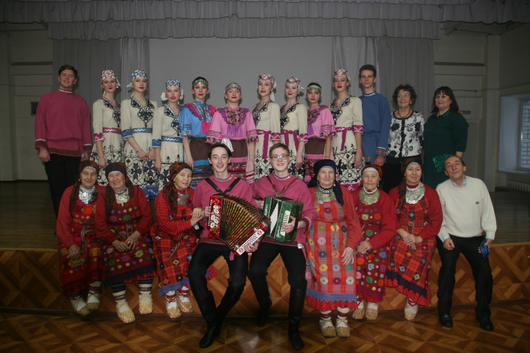 Бурановские бабушки выступили в школе №57.